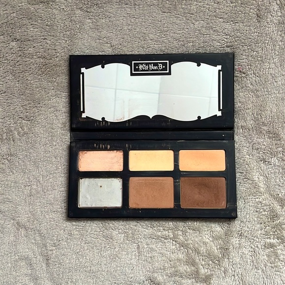 ‼️ KAT VON D Shade and Light Contour Palette - Picture 2 of 3